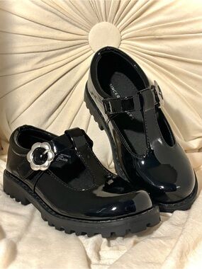 Sincerely Jules Girl Black Patent Mary Jane Shoes — Size 10 — NWOT